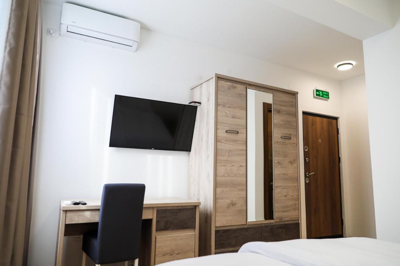 S Apart Rooms Градишка Экстерьер фото