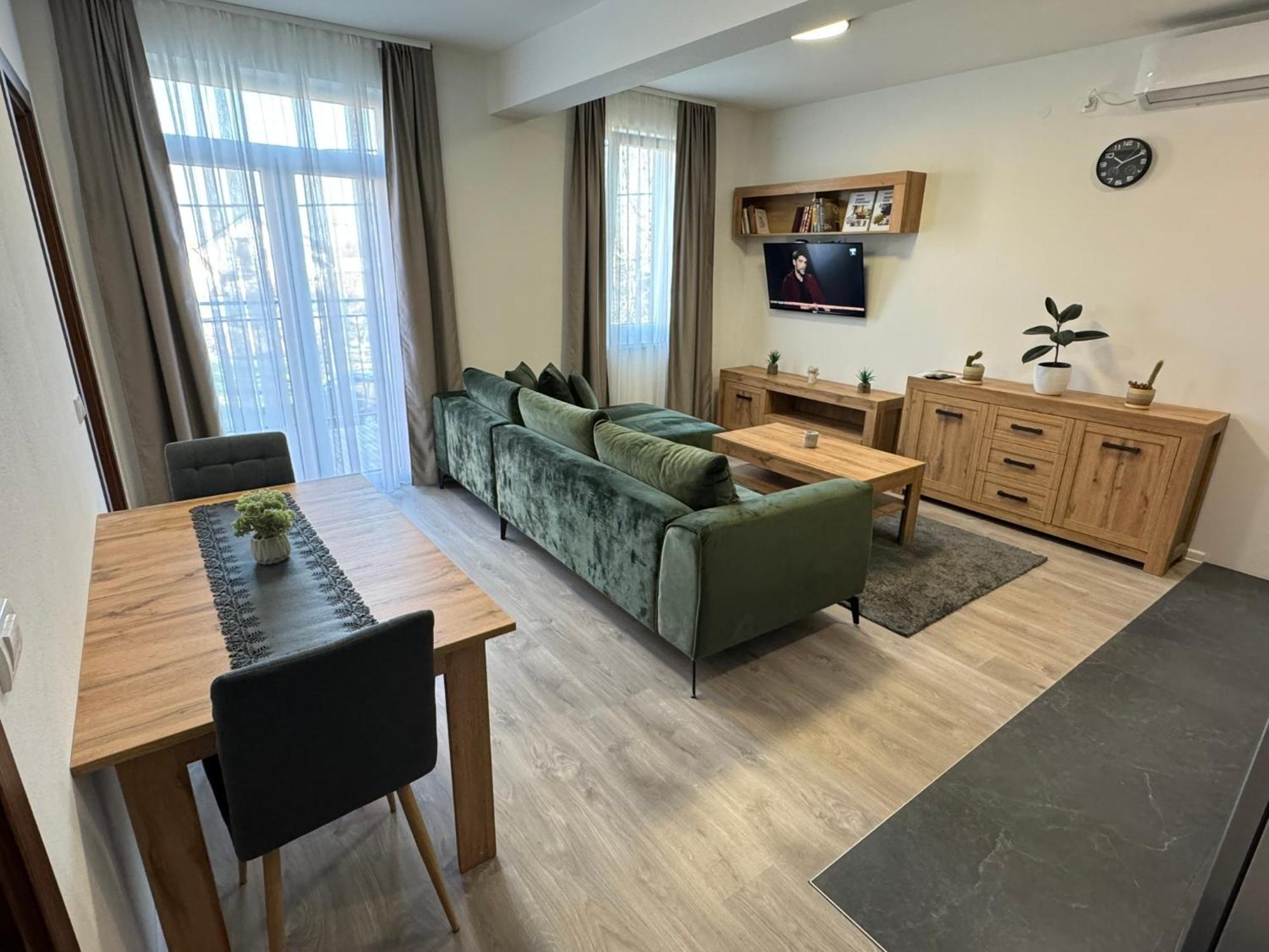 S Apart Rooms Градишка Экстерьер фото